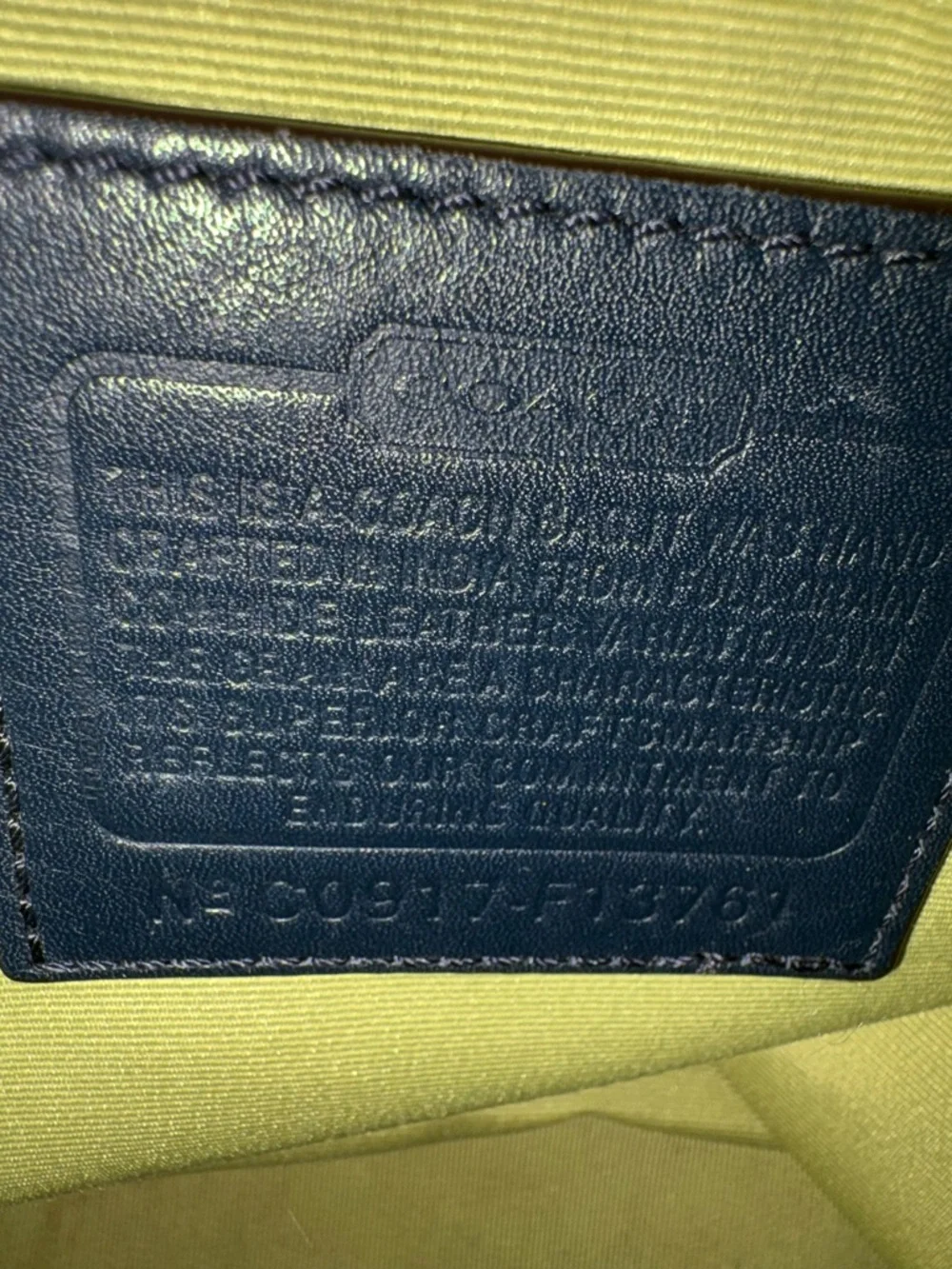 Vintage Coach Legacy Midnight Blue Patent Leather Turnlock tote bag - Picture 7 of 8